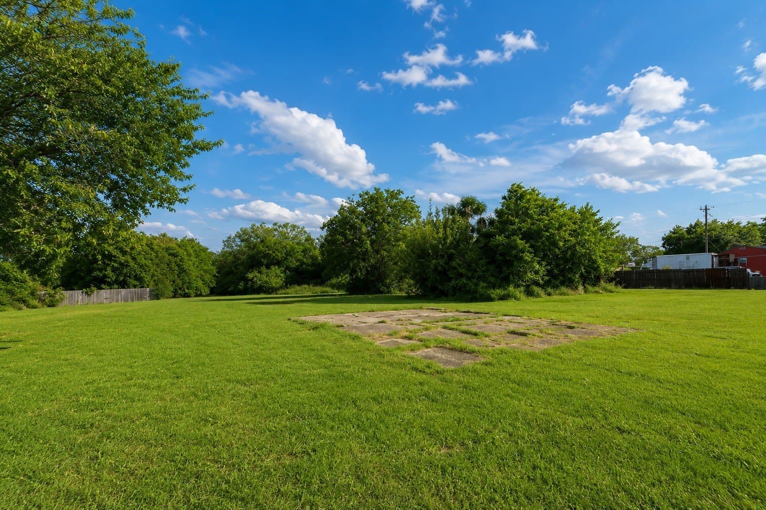 0.09 acres in Dallas County - photo 12
