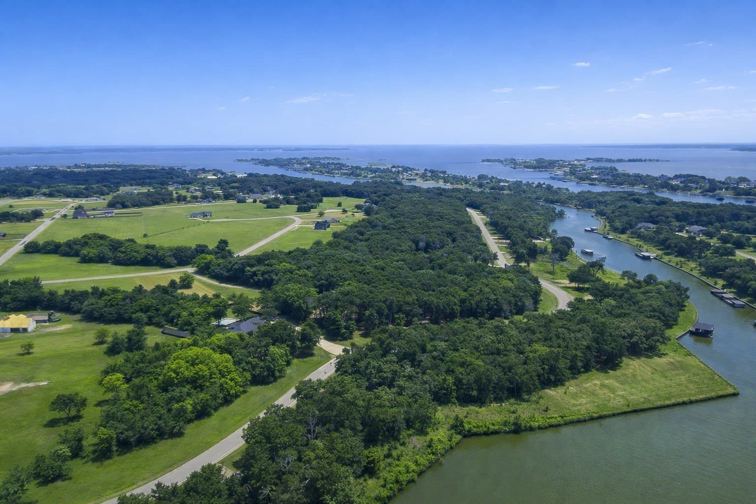 0.56 acres in Navarro County - photo 3