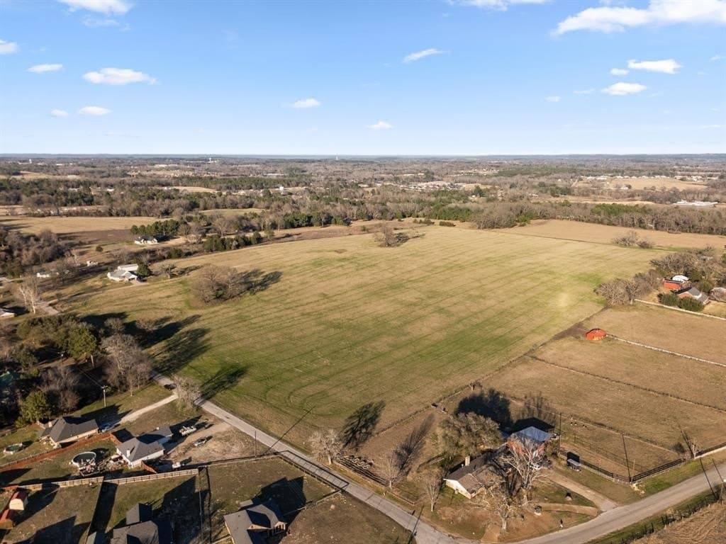 42 acres in Smith County featured view