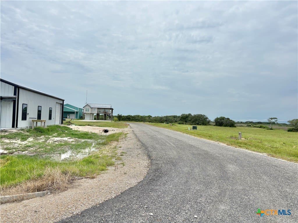 0.53 acres in Calhoun County - photo 42