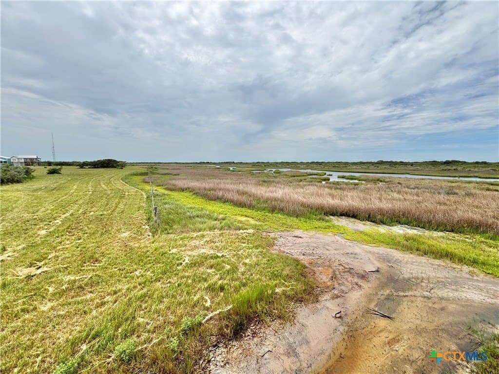 0.53 acres in Calhoun County - photo 38
