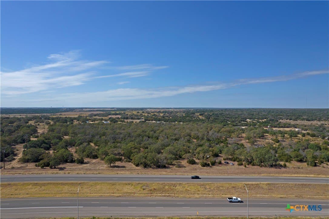 12.11 acres in Williamson County gallery image 2