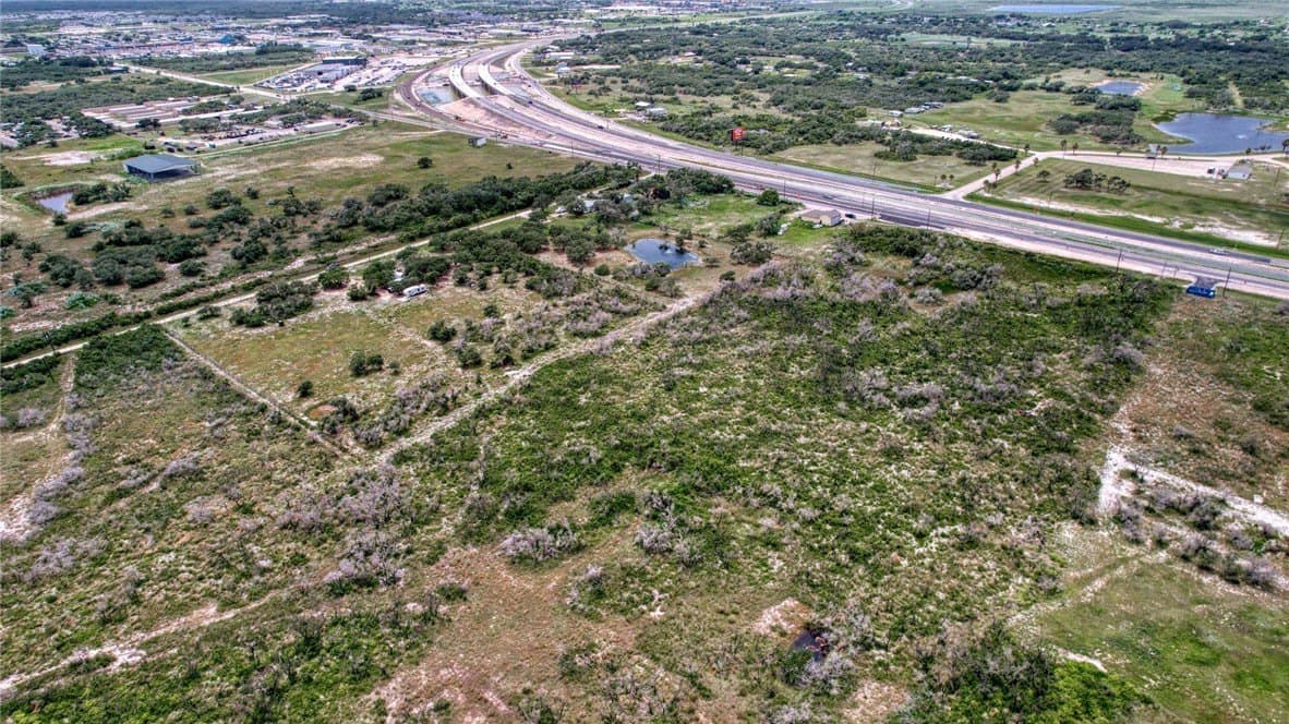 5 acres in San Patricio County gallery image 4