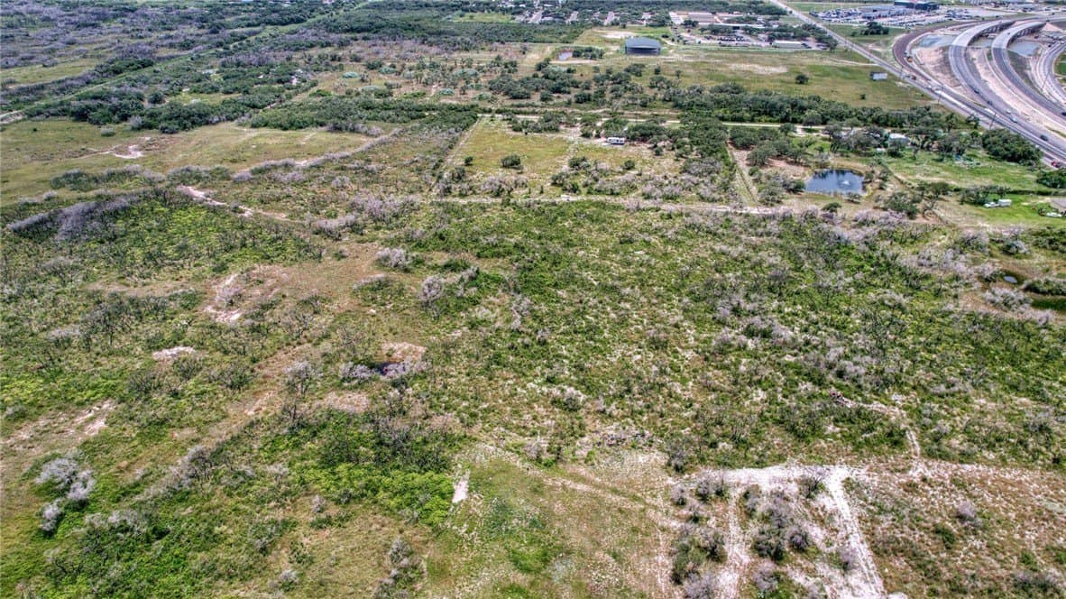 5 acres in San Patricio County - photo 9