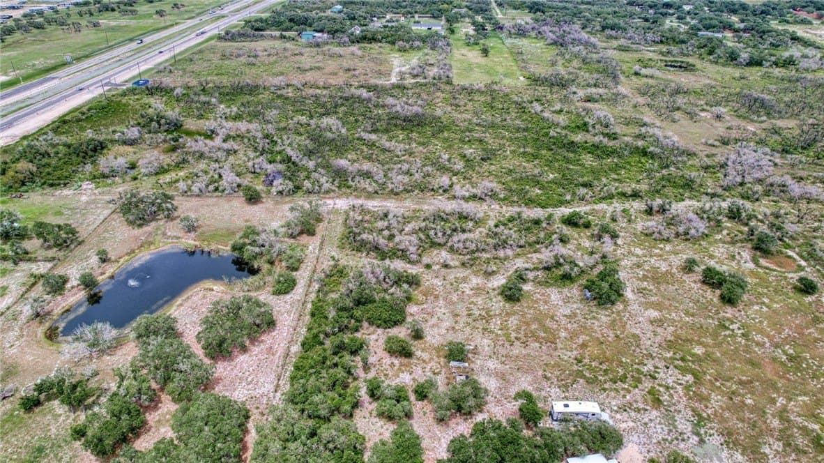 5 acres in San Patricio County - photo 8