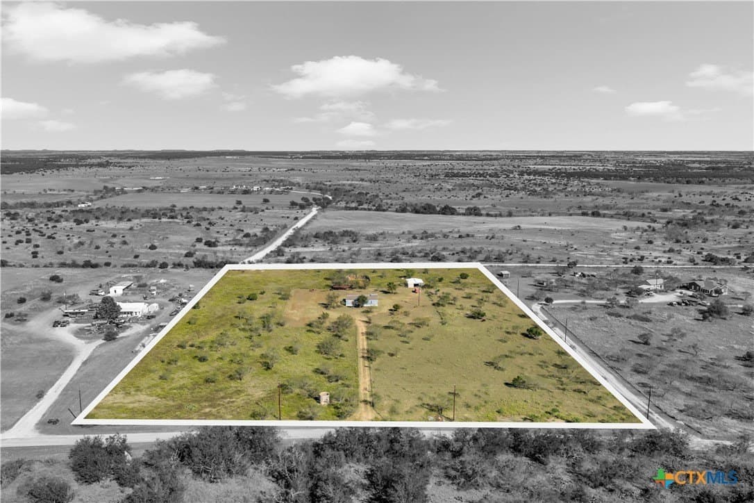 10.11 acres in Burnet County gallery image 3