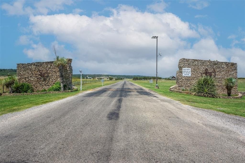 2.7 acres in Palo Pinto County gallery image 4