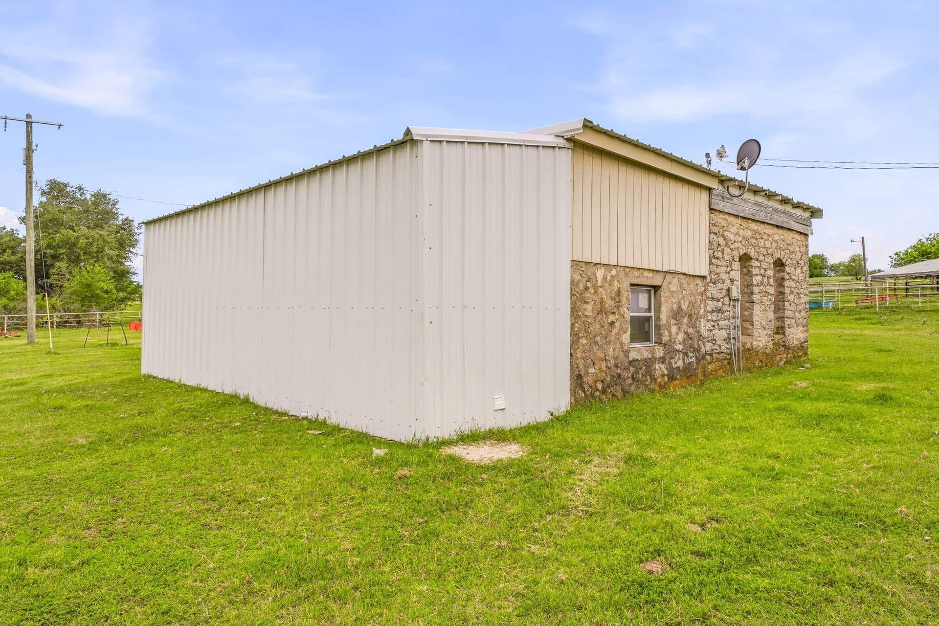 108.91 acres in Erath County - photo 27