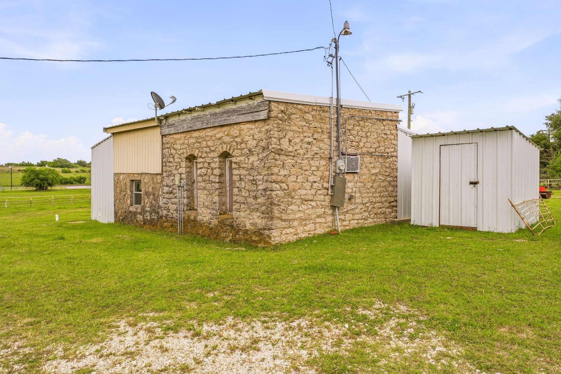 108.91 acres in Erath County - photo 25