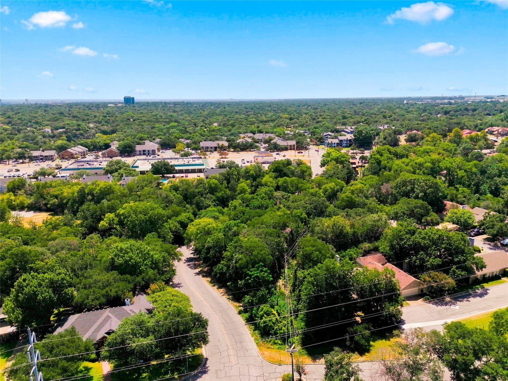 1.58 acres in McLennan County - photo 4