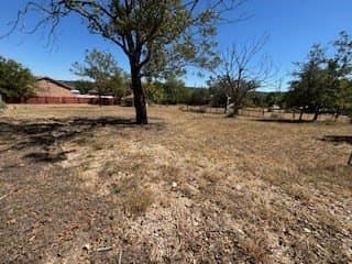 0.56 acres in Kerr County gallery image 3
