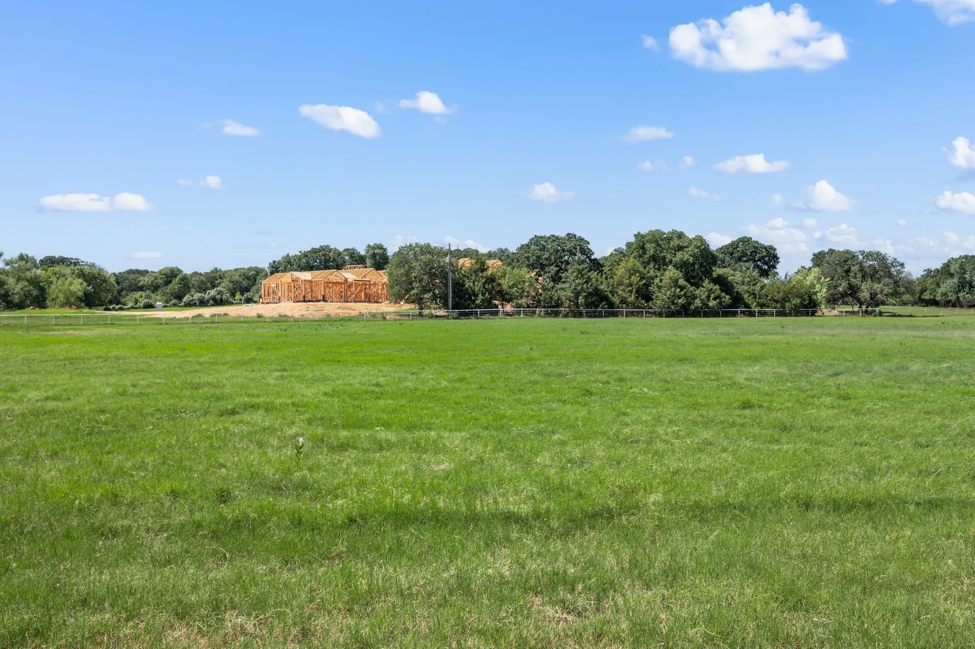 5.02 acres in Tarrant County - photo 23