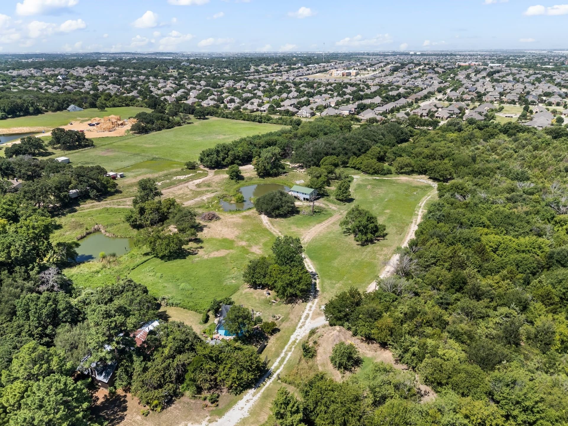 5.02 acres in Tarrant County gallery image 4