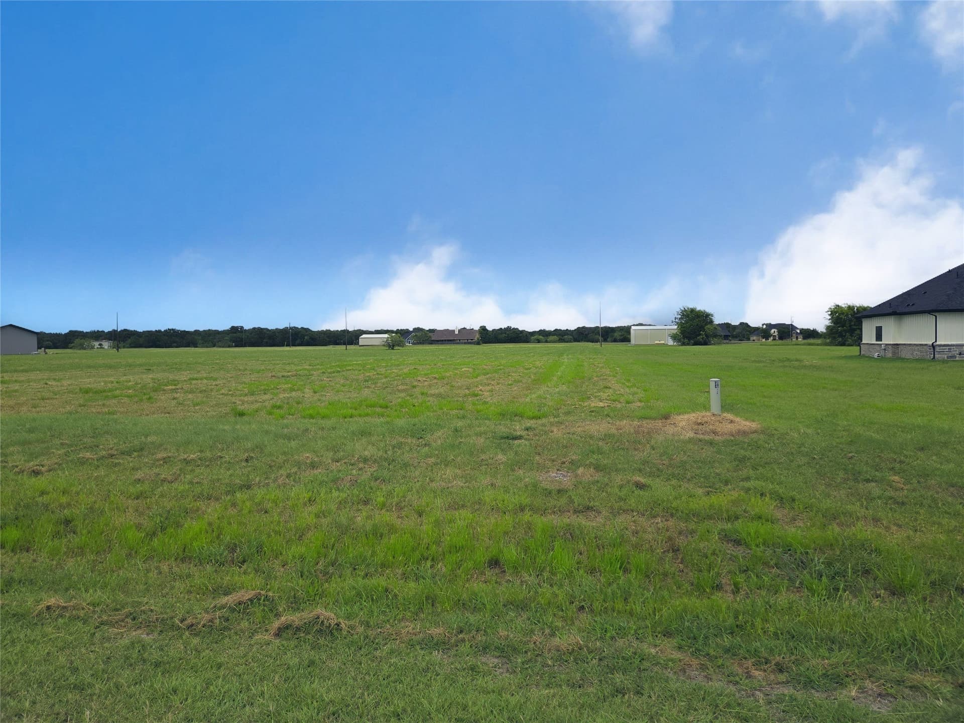 2.01 acres in Navarro County - photo 10