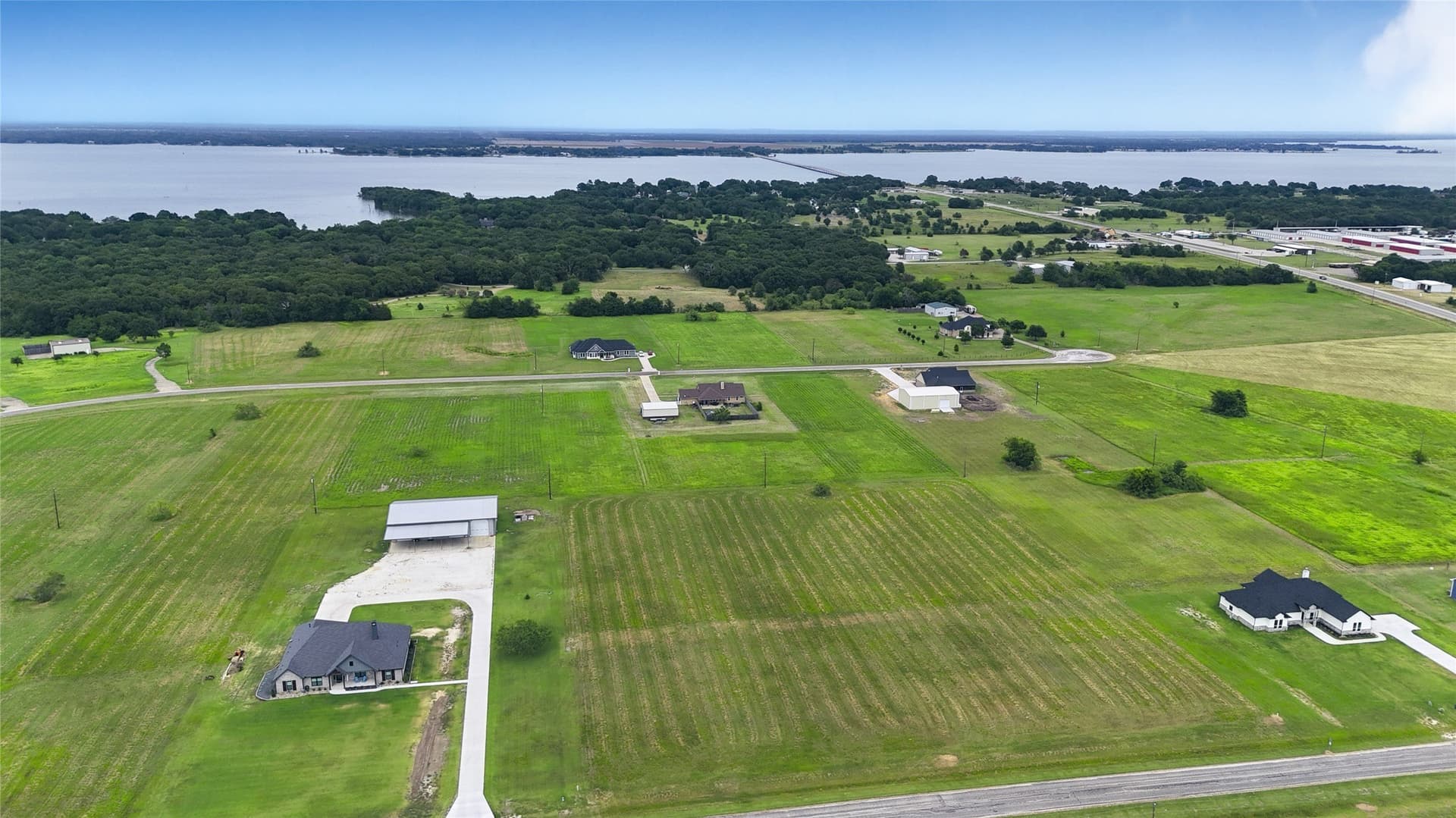2.01 acres in Navarro County - photo 9