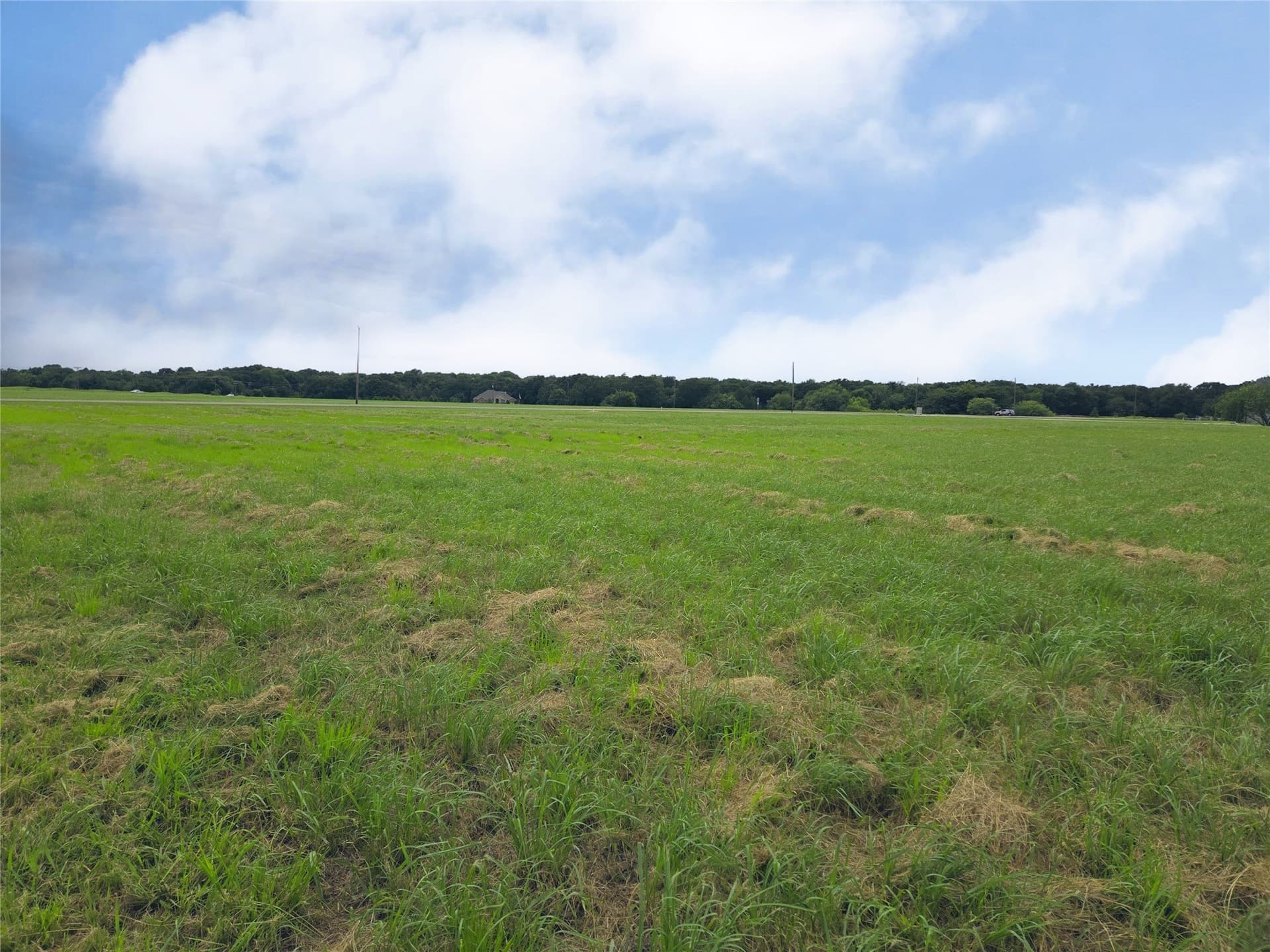 2.01 acres in Navarro County - photo 18