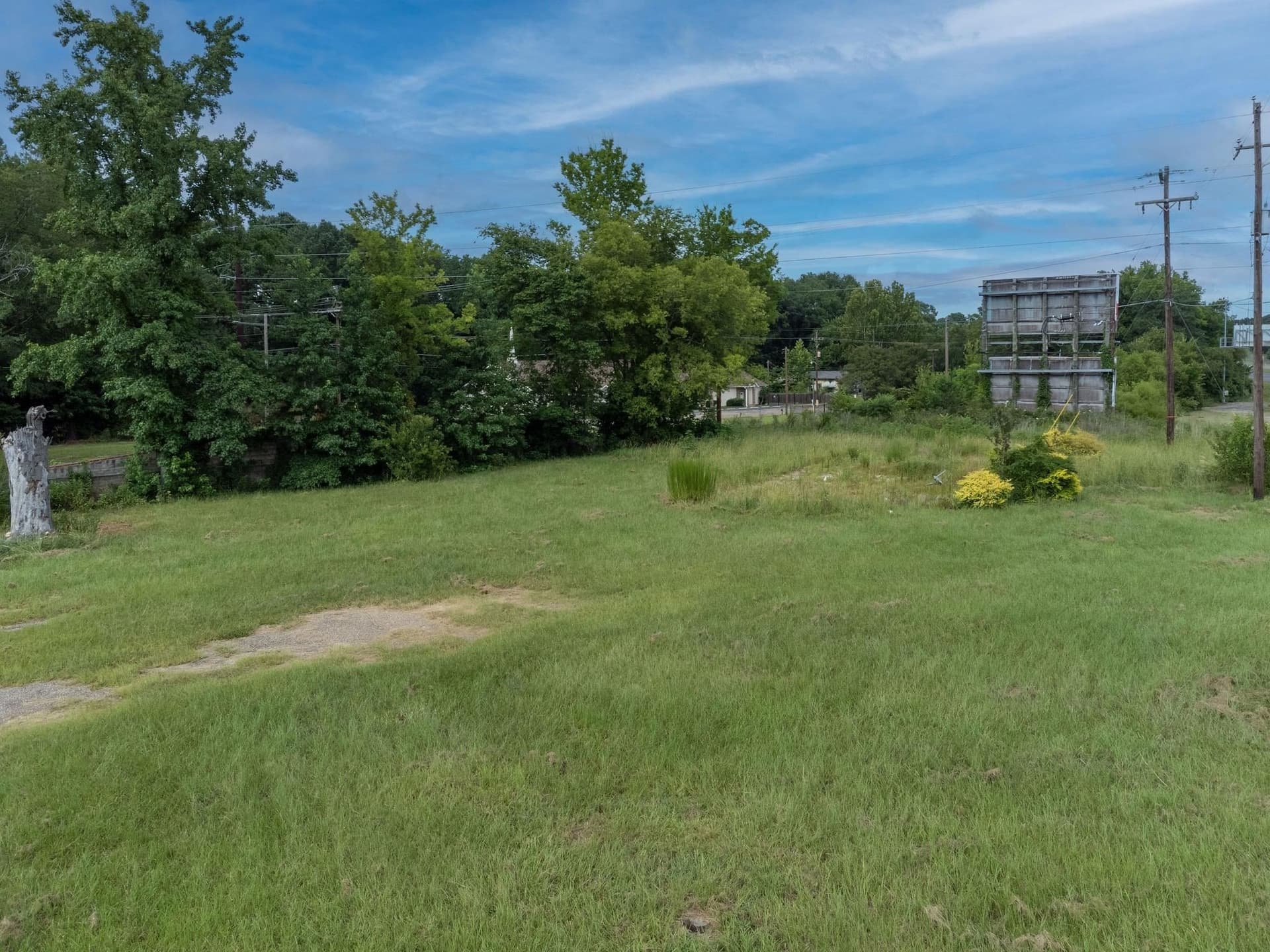 0.43 acres in Gregg County - photo 10