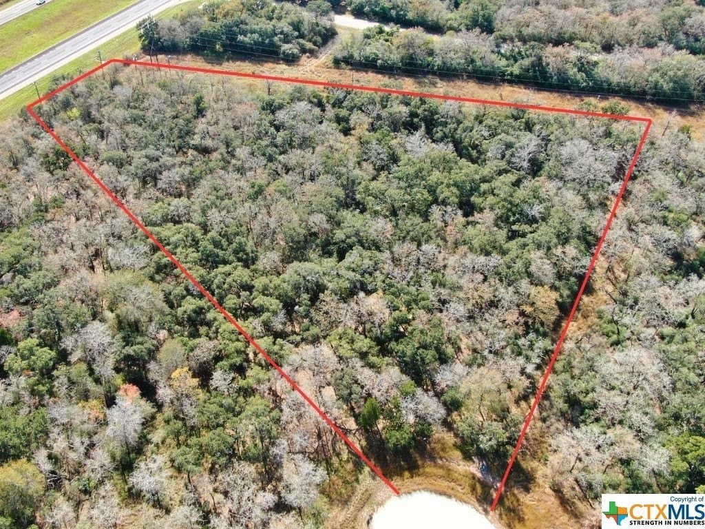 3.52 acres in Victoria County - photo 2