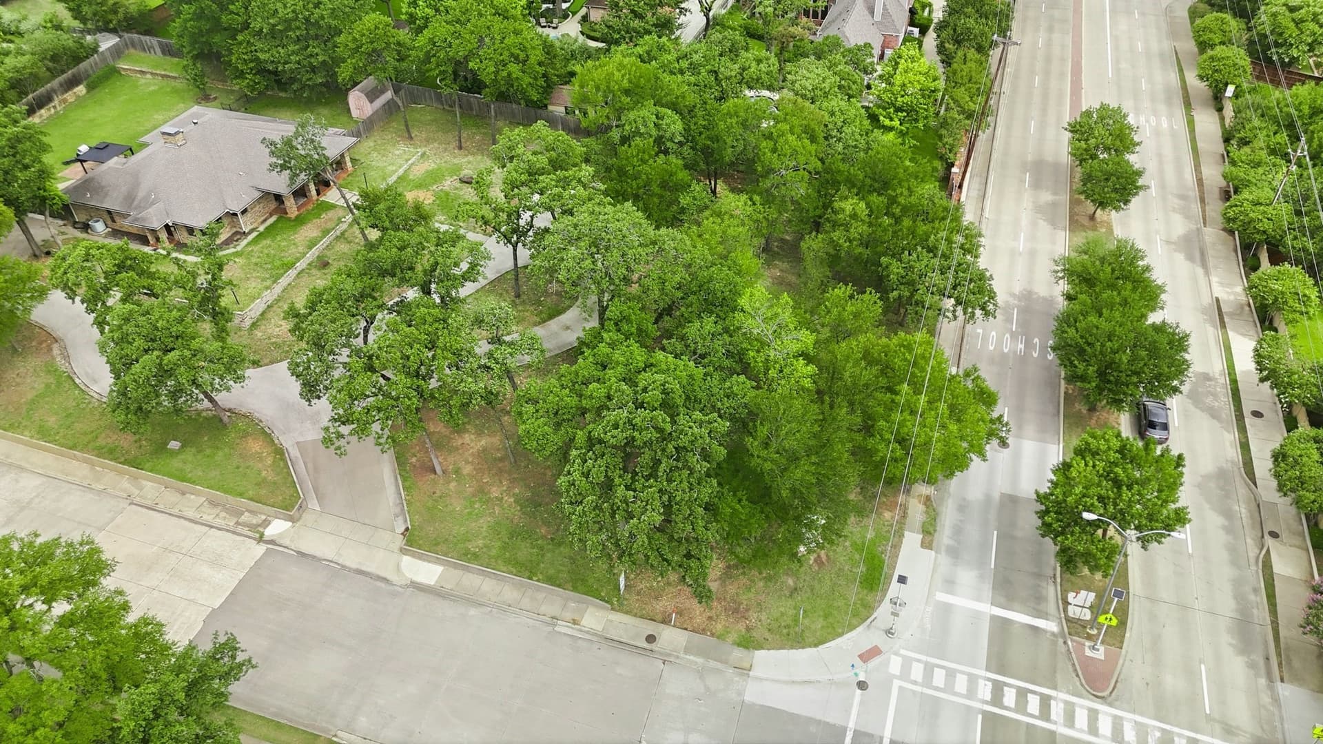 0.5 acres in Tarrant County gallery image 2