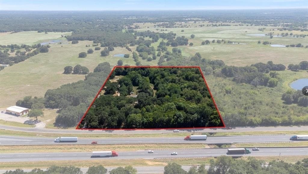 10 acres in Hunt County gallery image 2