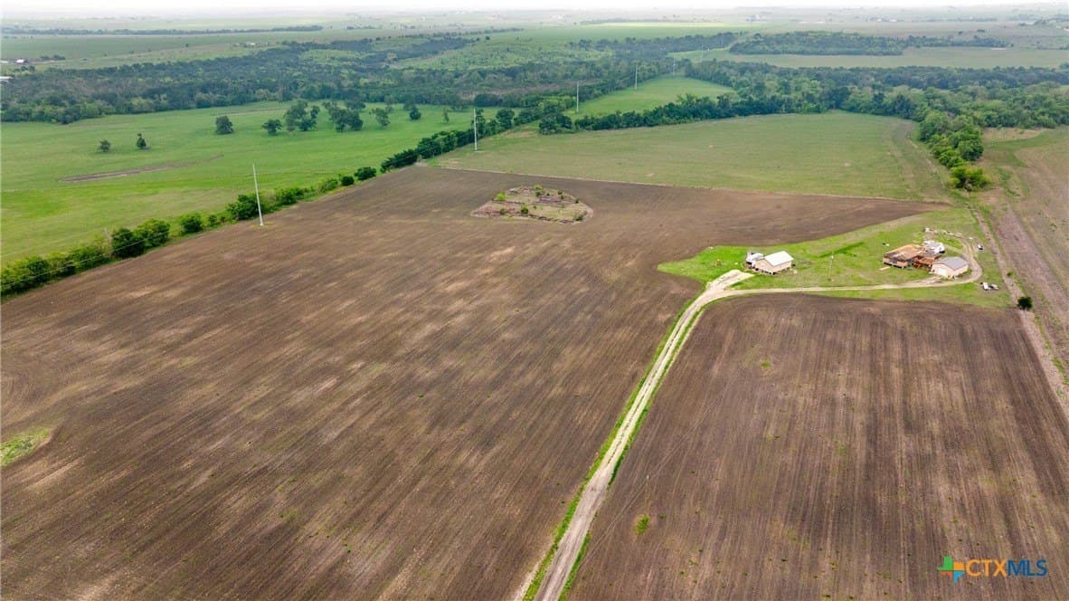 32.58 acres in Williamson County featured view