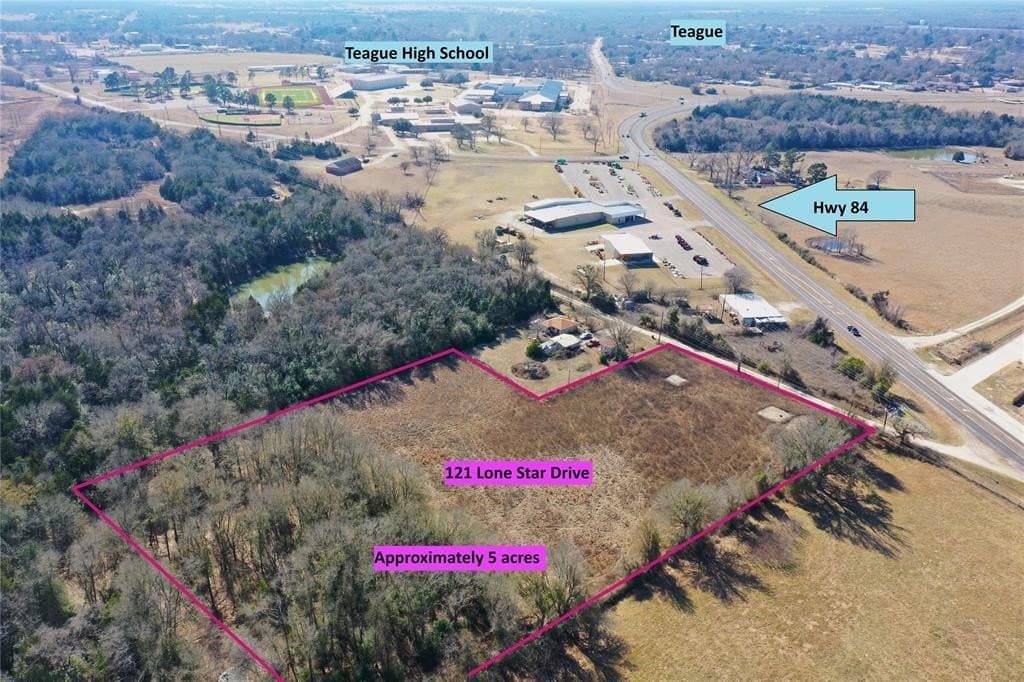 5.09 acres in Freestone County