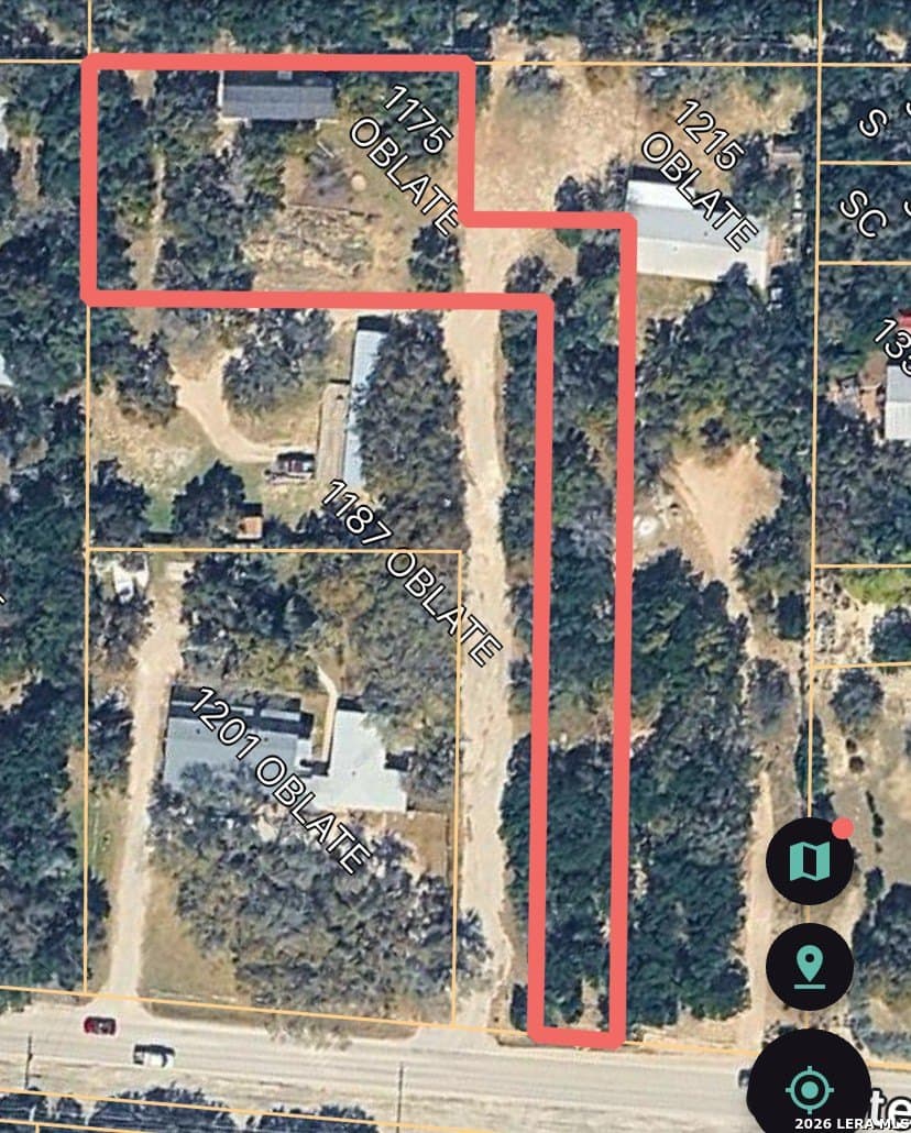 0.9 acres in Comal County gallery image 2