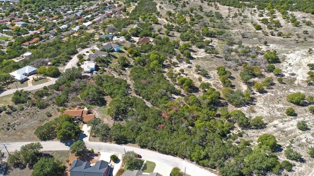 0.9 acres in Kerr County - photo 8