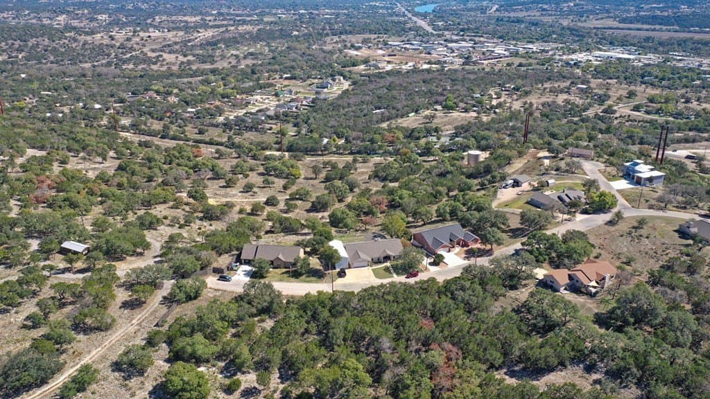 0.9 acres in Kerr County - photo 10