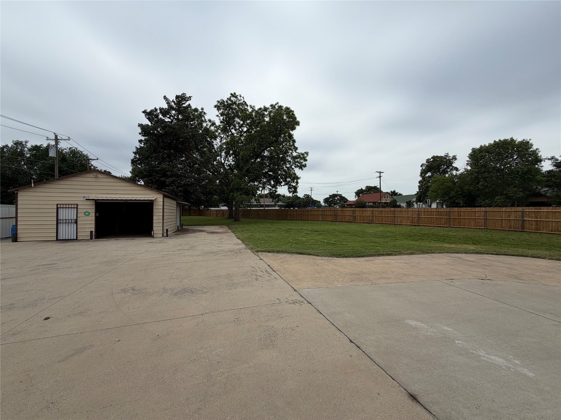 0.14 acres in Tarrant County - photo 9