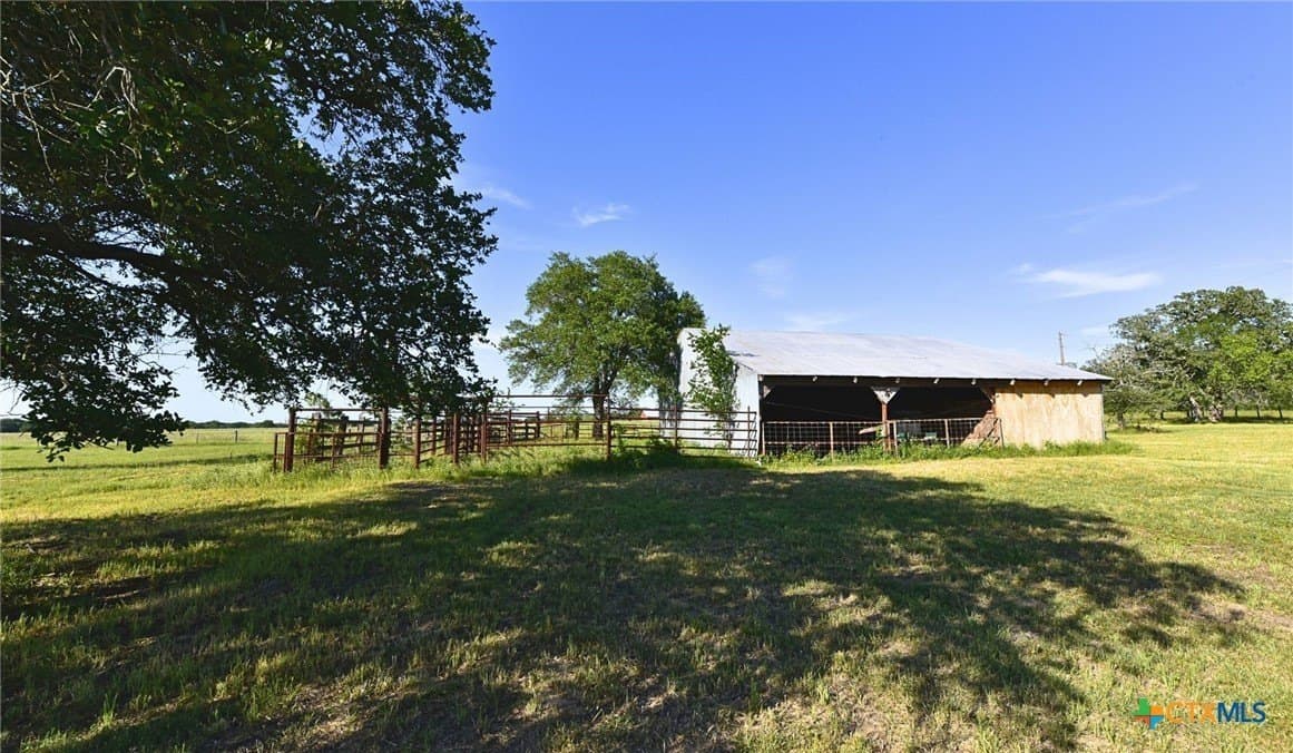 81.02 acres in Burleson County - photo 18