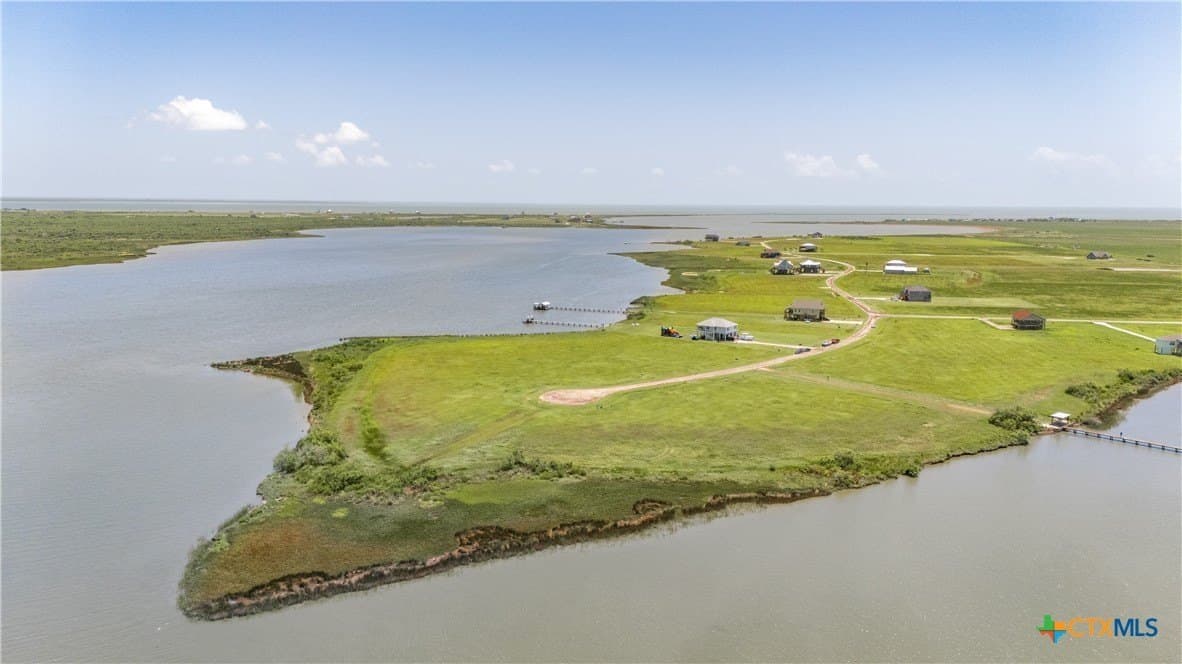 1.64 acres in Matagorda County
