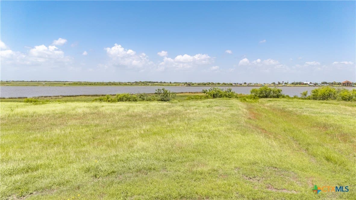 1.64 acres in Matagorda County gallery image 3