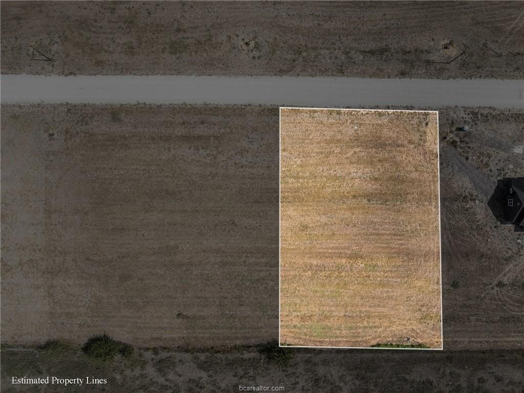 1.04 acres in Burleson County - photo 3