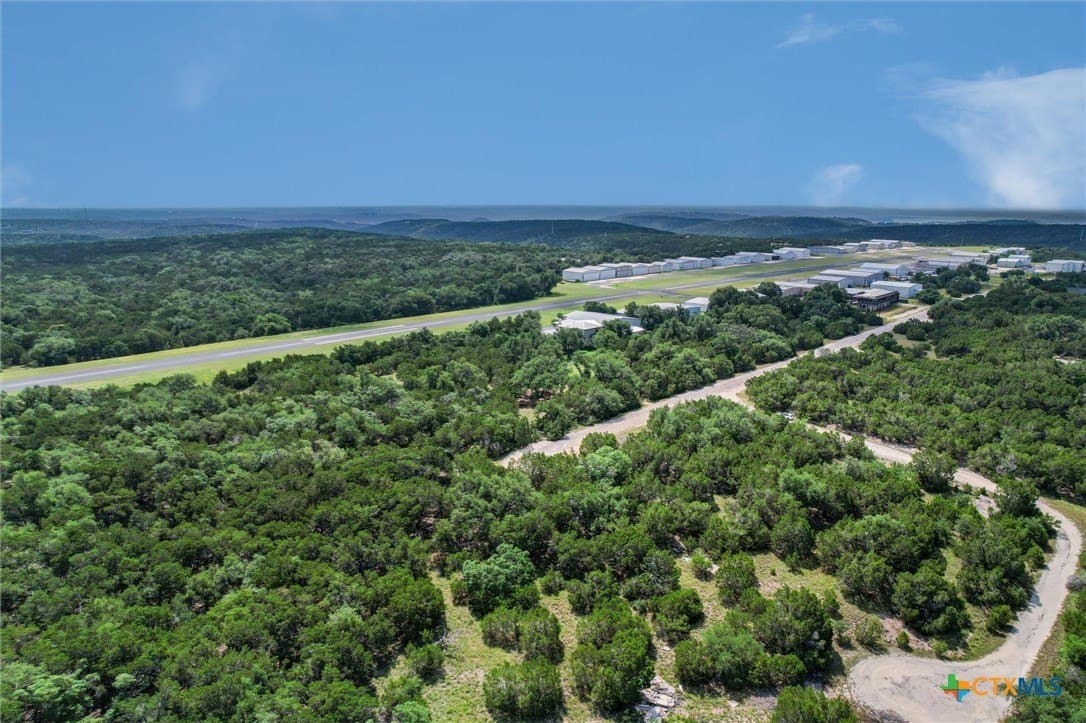 0.27 acres in Travis County gallery image 2