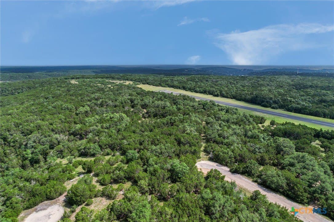 0.27 acres in Travis County gallery image 4