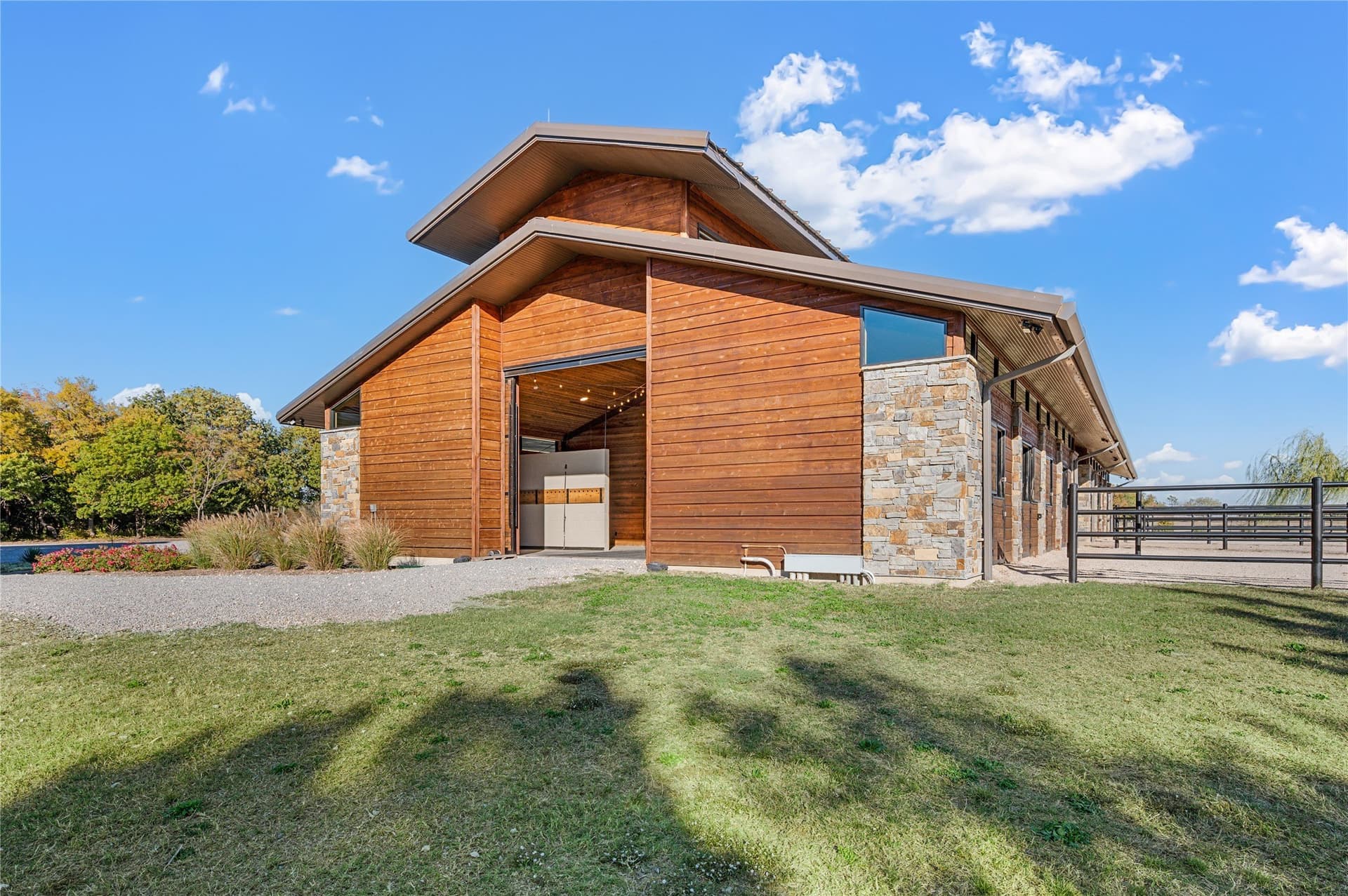 49.8 acres in Collin County gallery image 4