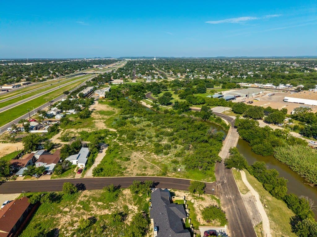 3.71 acres in Tom Green County gallery image 3