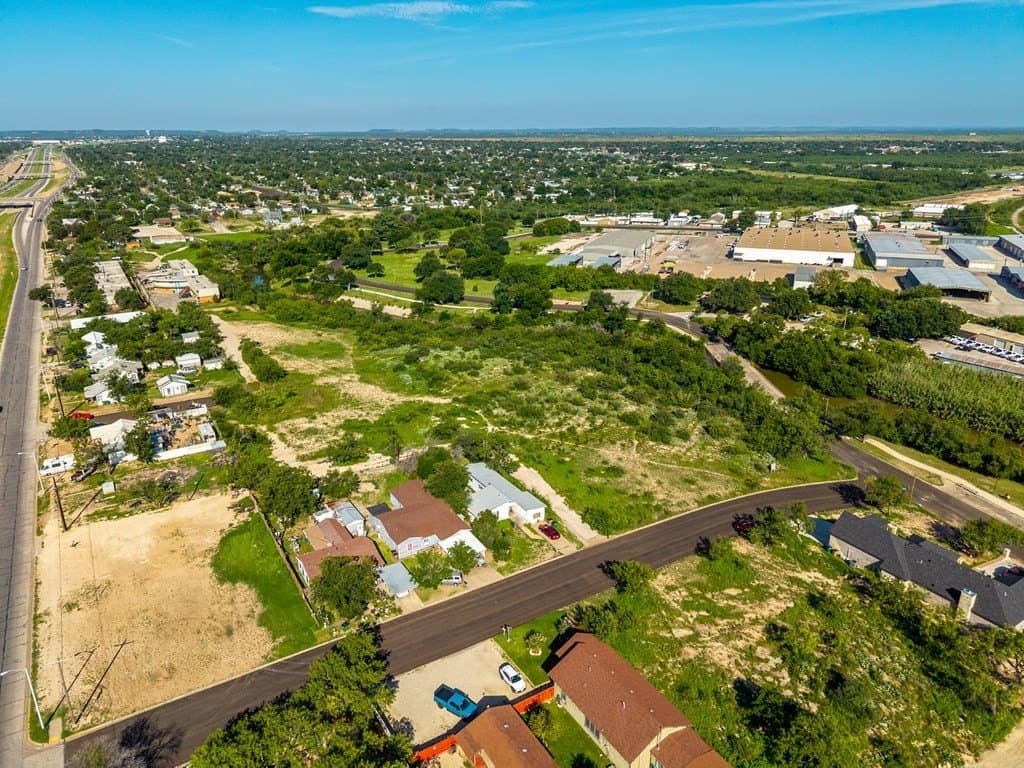 3.71 acres in Tom Green County gallery image 4