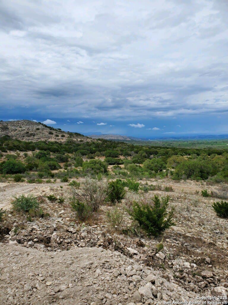 14.42 acres in Uvalde County - photo 15