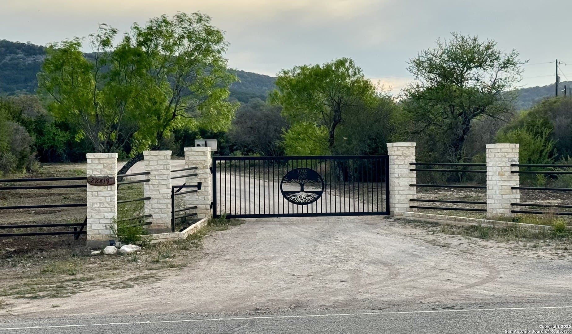 14.42 acres in Uvalde County - photo 17