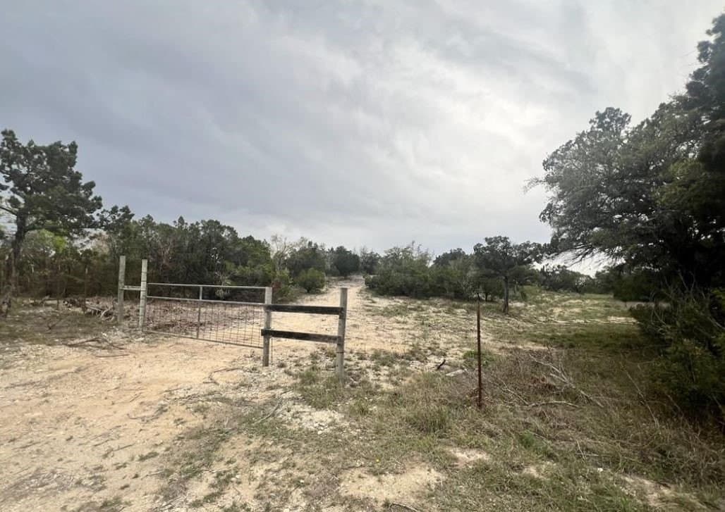 15.41 acres in Travis County - photo 11