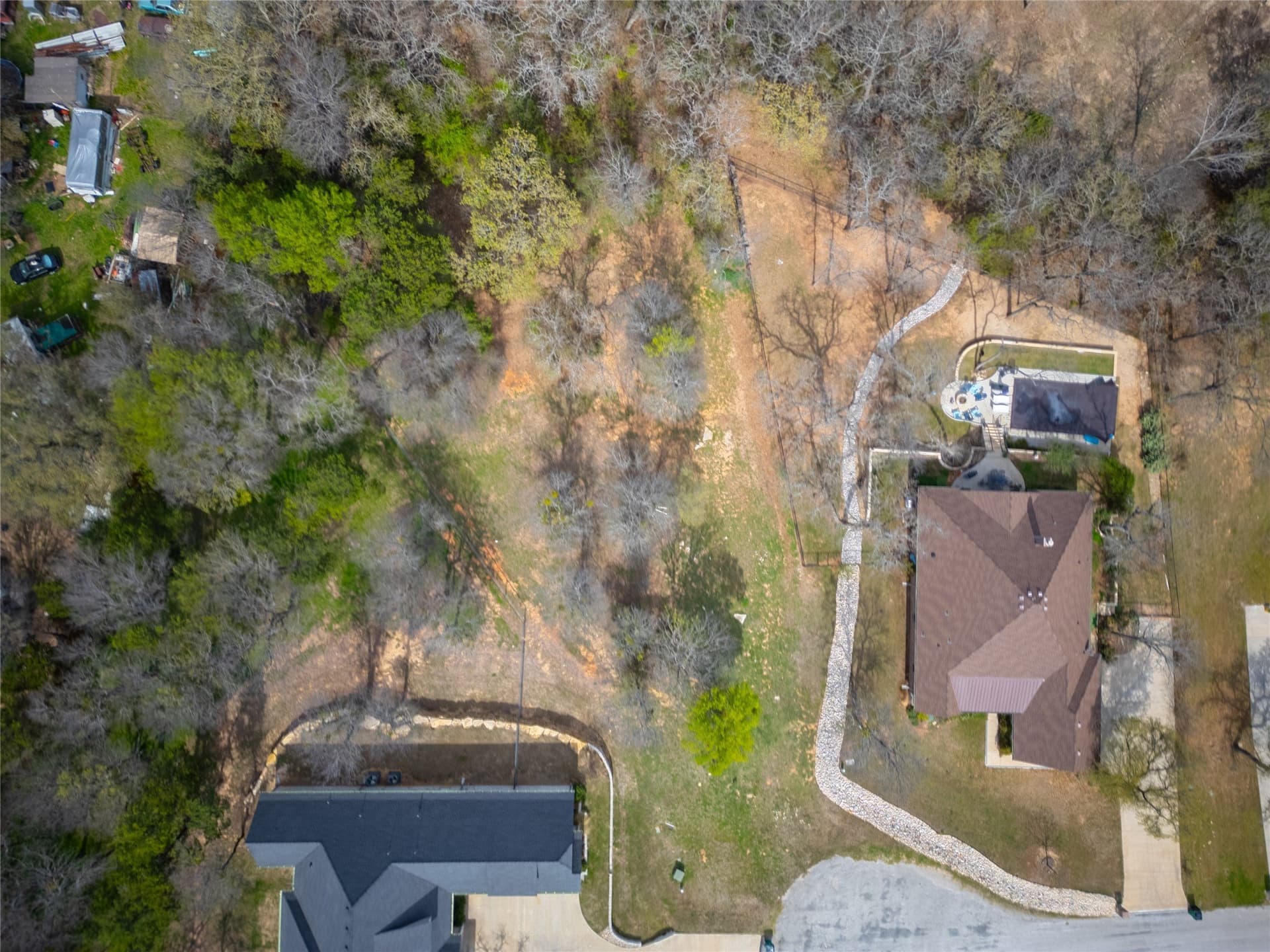 0.75 acres in Hood County - photo 9