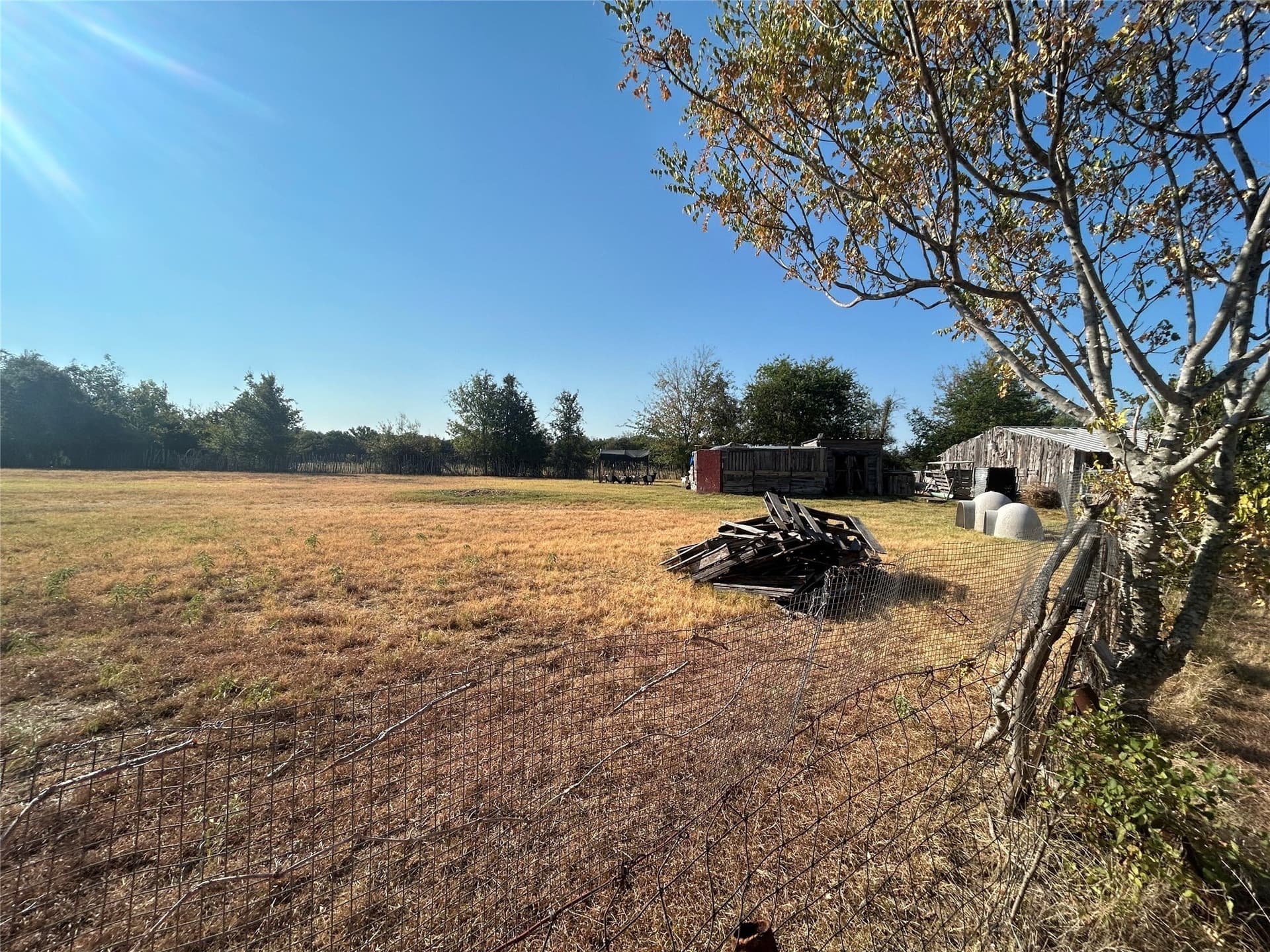 8.48 acres in Navarro County - photo 31