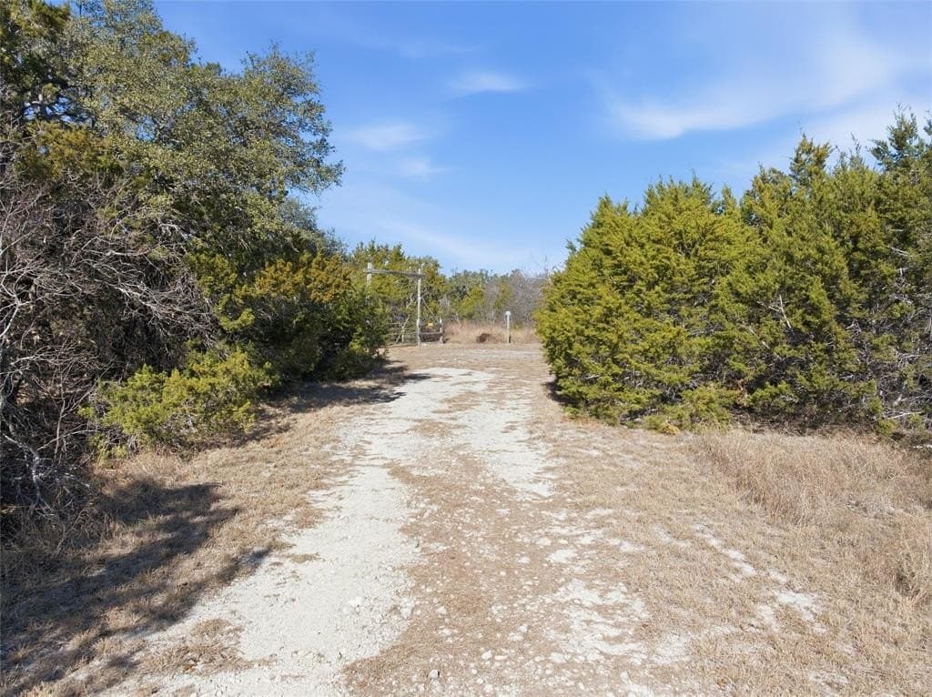 10 acres in Bosque County gallery image 2