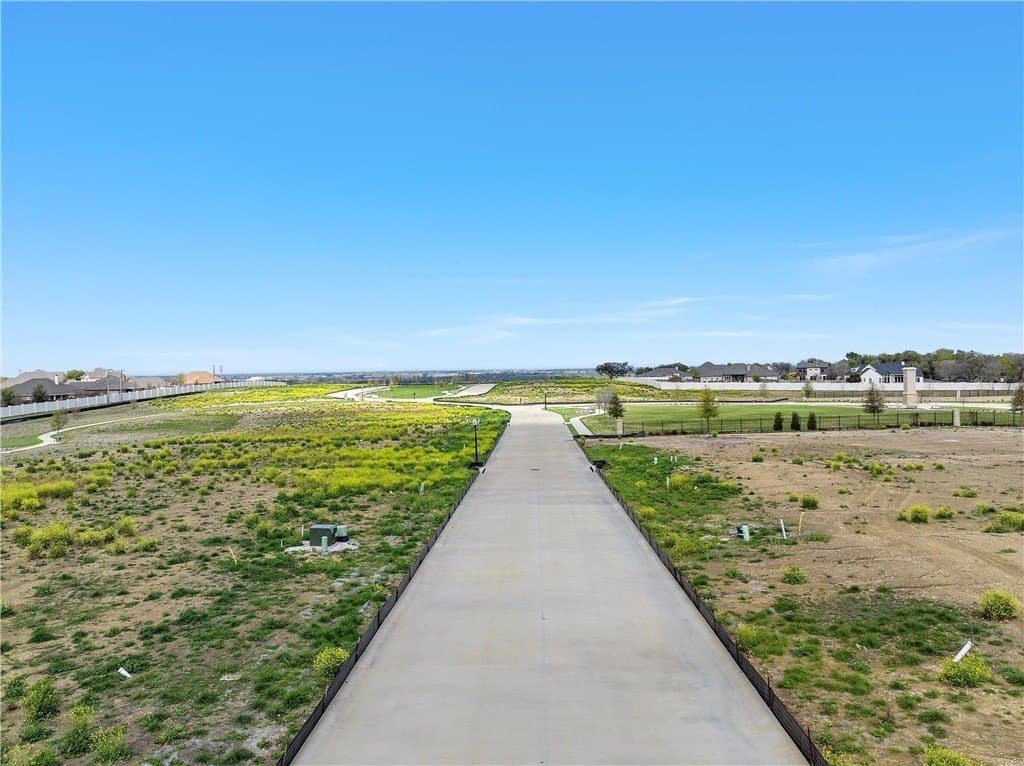 0.51 acres in McLennan County - photo 8
