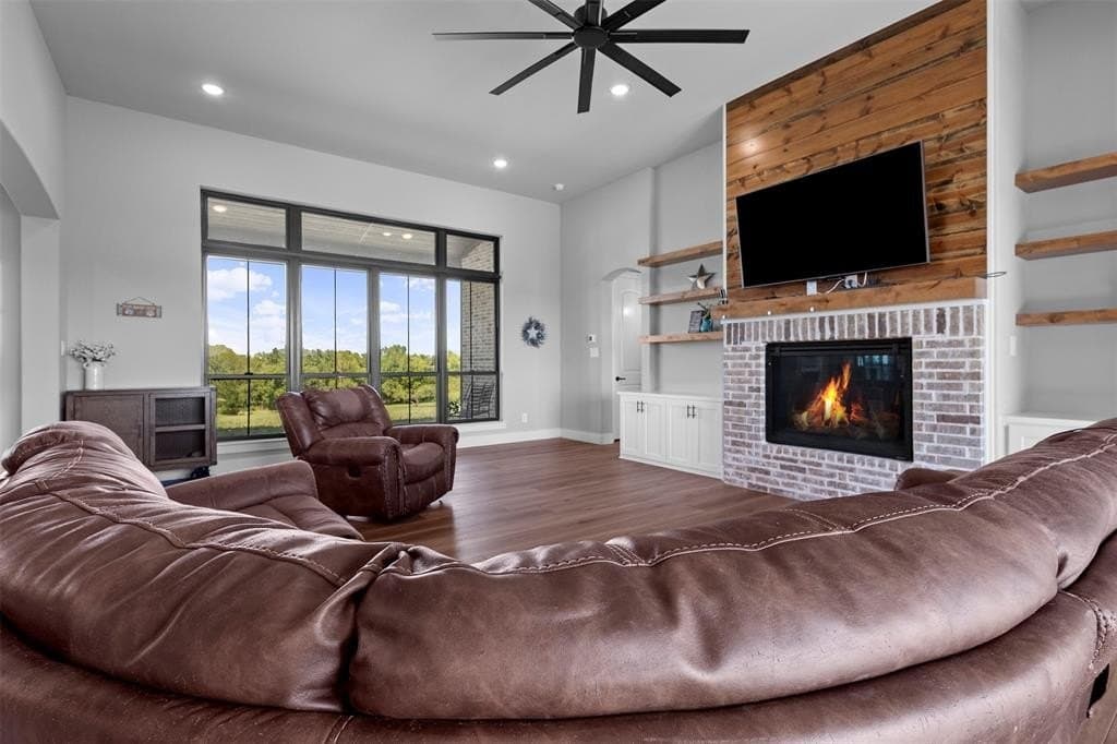 10.01 acres in Ellis County gallery image 3