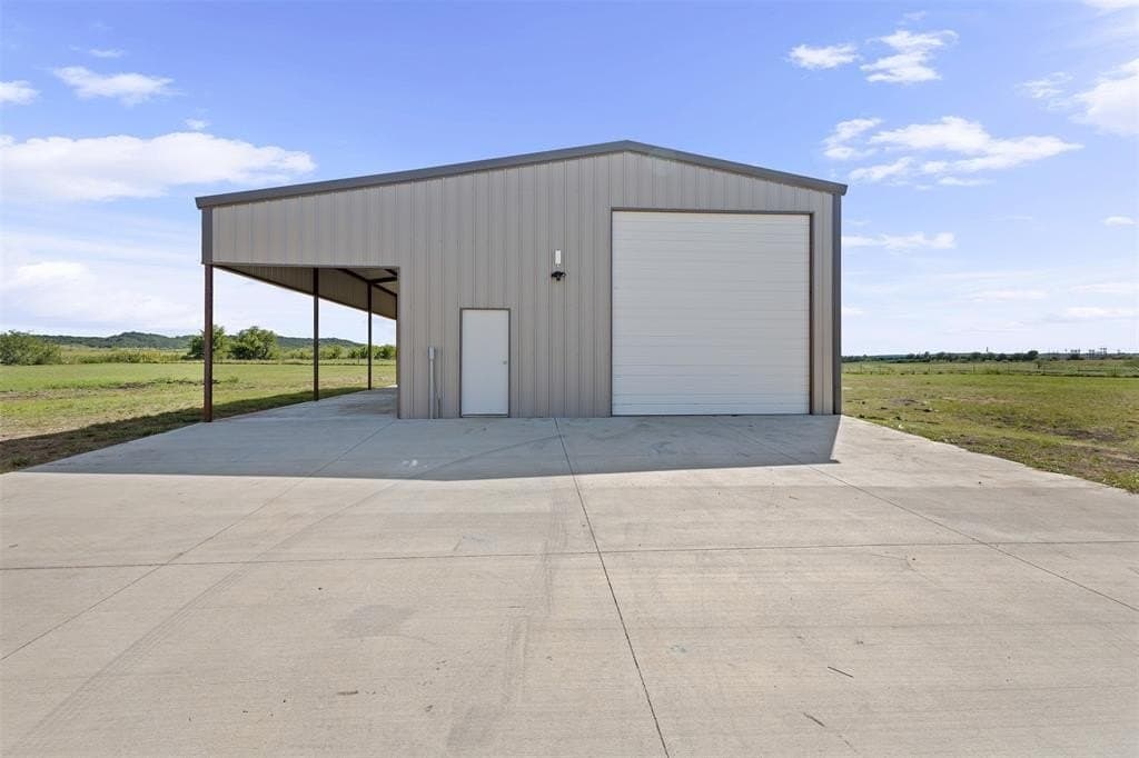 10.01 acres in Ellis County gallery image 4