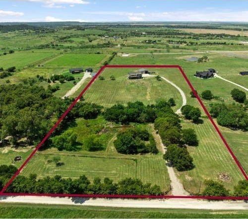 10.01 acres in Ellis County featured view