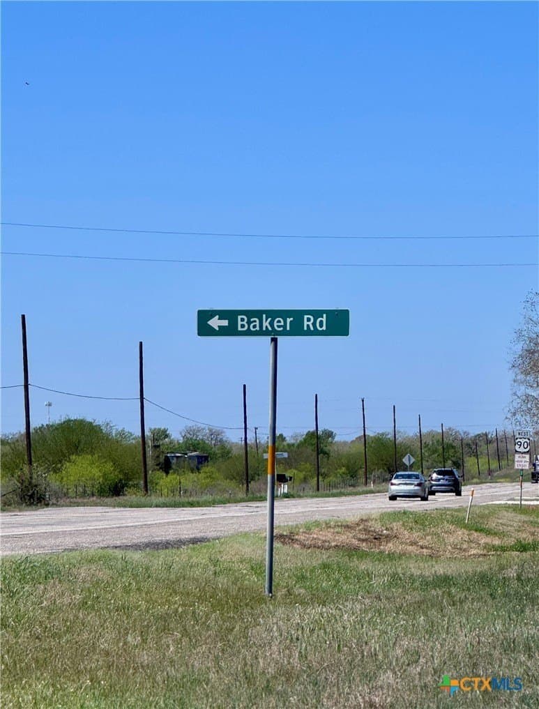 11 acres in Guadalupe County gallery image 3